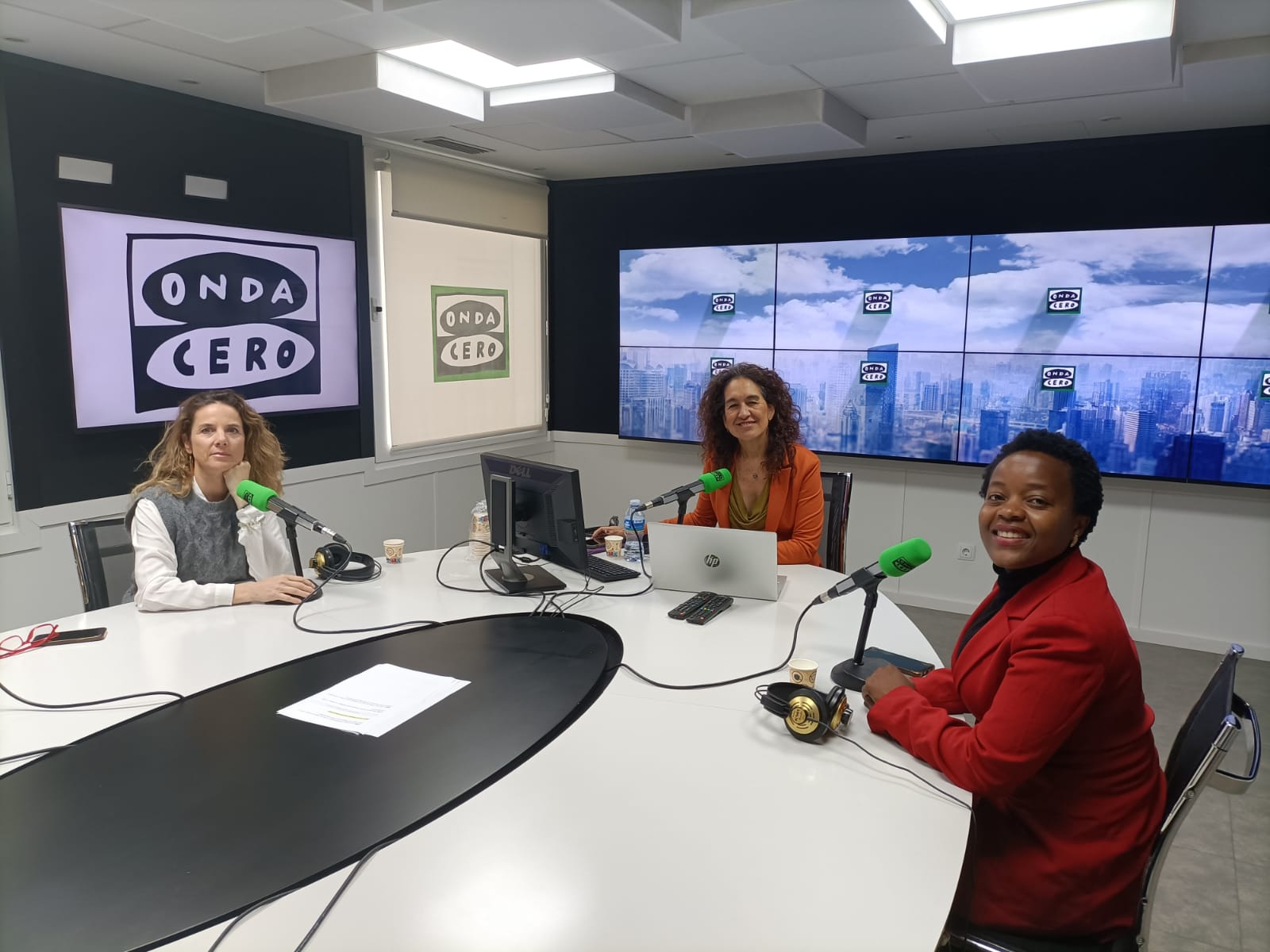 Tertúlia sobre emprenedoria I tecnologia Tertúlia sobre emprenedoria I tecnologia