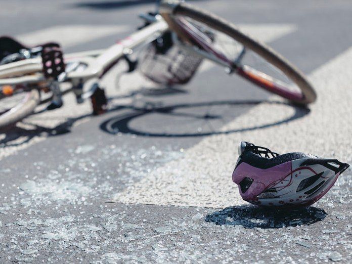 Muere un ciclista tras sufrir una parada cardiorrespiratoria en Argamasilla de Alba Muere un ciclista tras sufrir una parada cardiorrespiratoria en Argamasilla de Alba