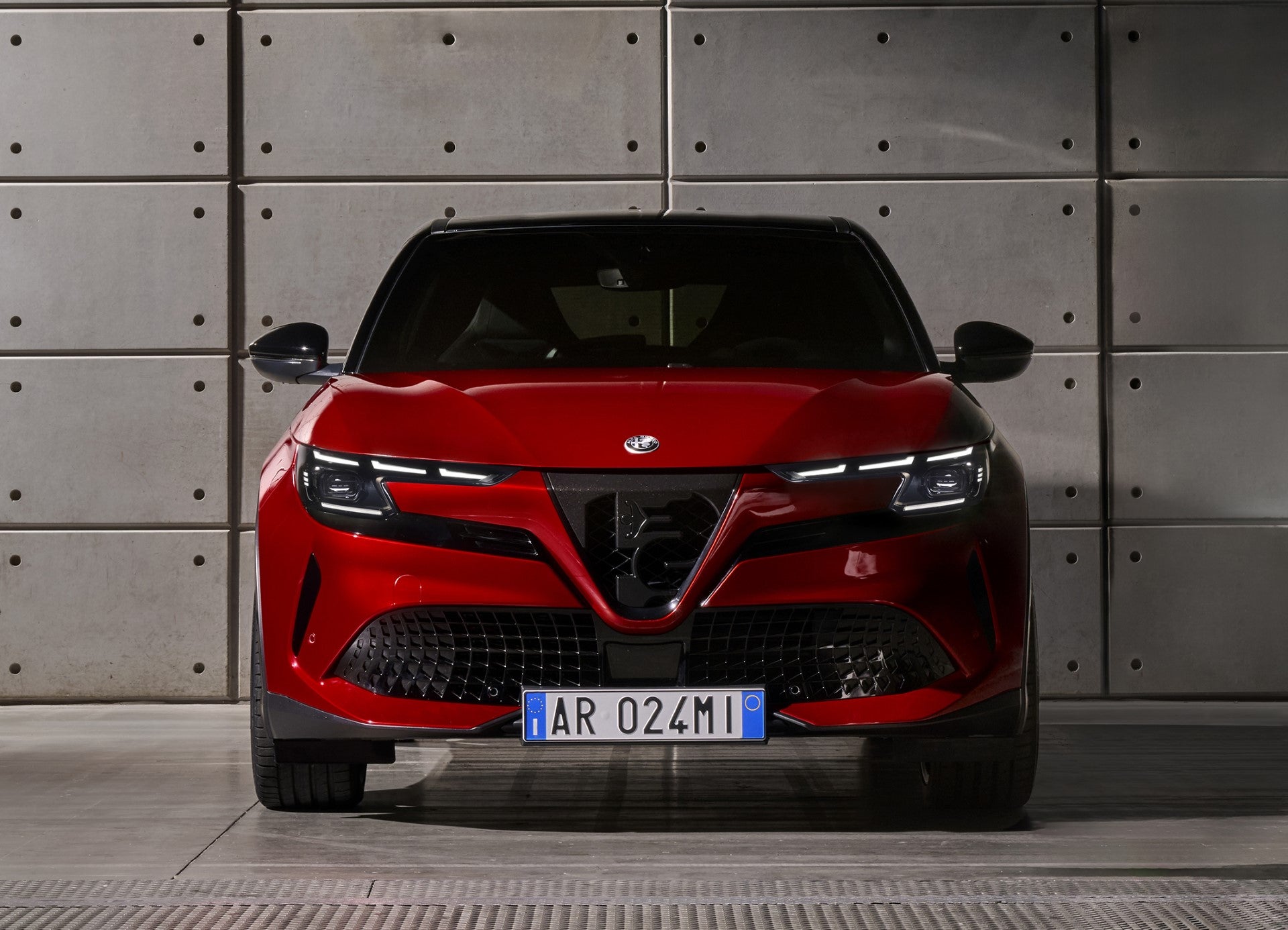 Comauto Sport presenta el Alfa Romeo Junior: el primer automóvil eléctrico de la marca italiana Comauto Sport presenta el Alfa Romeo Junior: el primer automóvil eléctrico de la marca italiana
