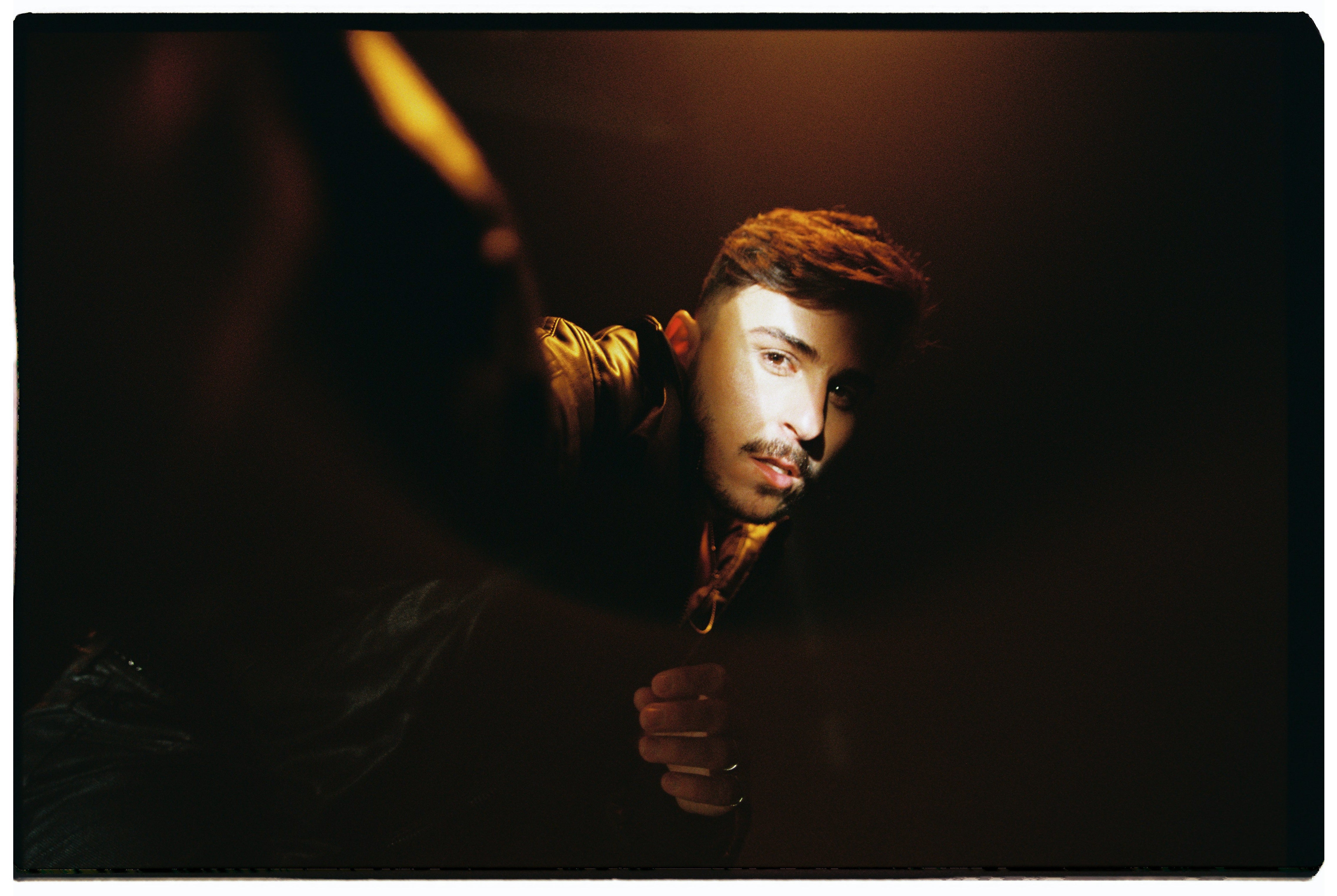 Sienna publica su tercer disco 'Trance' el 10 de mayo y dará un concierto en Valencia Sienna publica su tercer disco 'Trance' el 10 de mayo y dará un concierto en Valencia