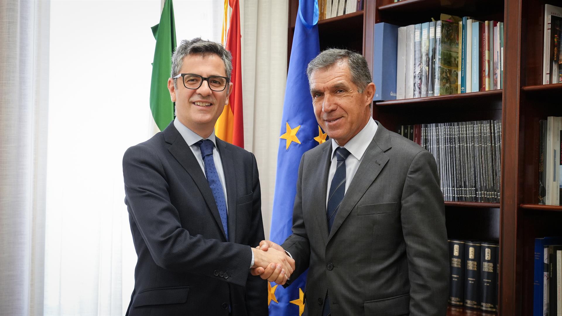 Bolaños y el presidente del TSJA abordan los desafíos y necesidades del servicio público de Justicia en Andalucía Bolaños y el presidente del TSJA abordan los desafíos y necesidades del servicio público de Justicia en Andalucía