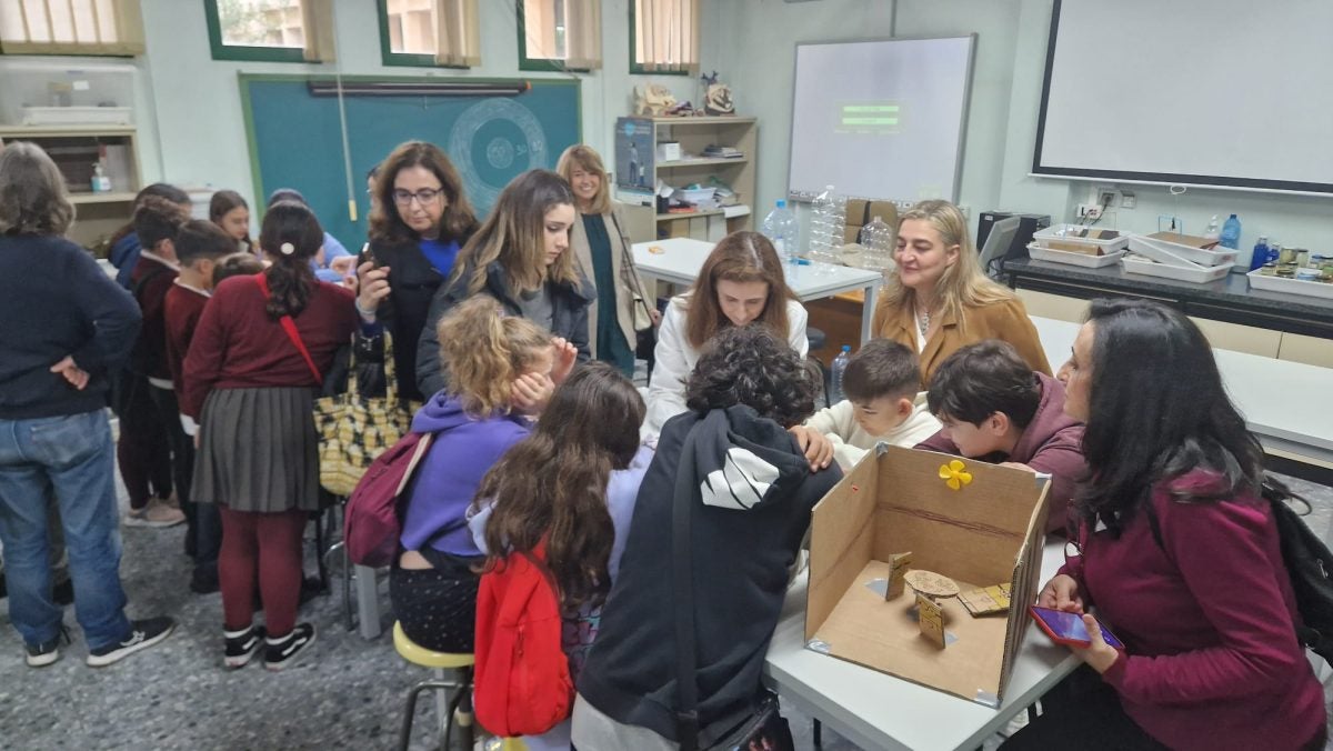 Un total de 800 alumnos han participado este curso escolar en el programa "Desayuna con la ciencia + Cultura emprendedora" Un total de 800 alumnos han participado este curso escolar en el programa "Desayuna con la ciencia + Cultura emprendedora"