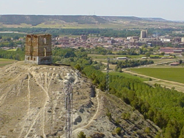 Tariego de Cerrato avanza en el proyecto para la torre de telégrafo óptico Tariego de Cerrato avanza en el proyecto para la torre de telégrafo óptico