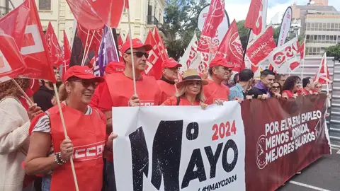 Manifestación convocada por CCOO y UGT en Santa Cruz de Tenerife con motivo del 'Día Internacional de Trabajo' Manifestación convocada por CCOO y UGT en Santa Cruz de Tenerife con motivo del 'Día Internacional de Trabajo'