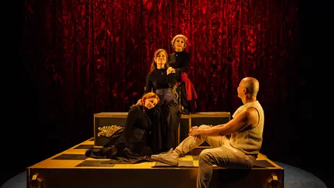 Maleïdes Dames Sala Russafa