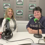 Lourdes Picazo, presidenta del Club de Opinión en los estudios de Onda Cero Marina Baixa con Marta Llinares. Lourdes Picazo, presidenta del Club de Opinión en los estudios de Onda Cero Marina Baixa con Marta Llinares.