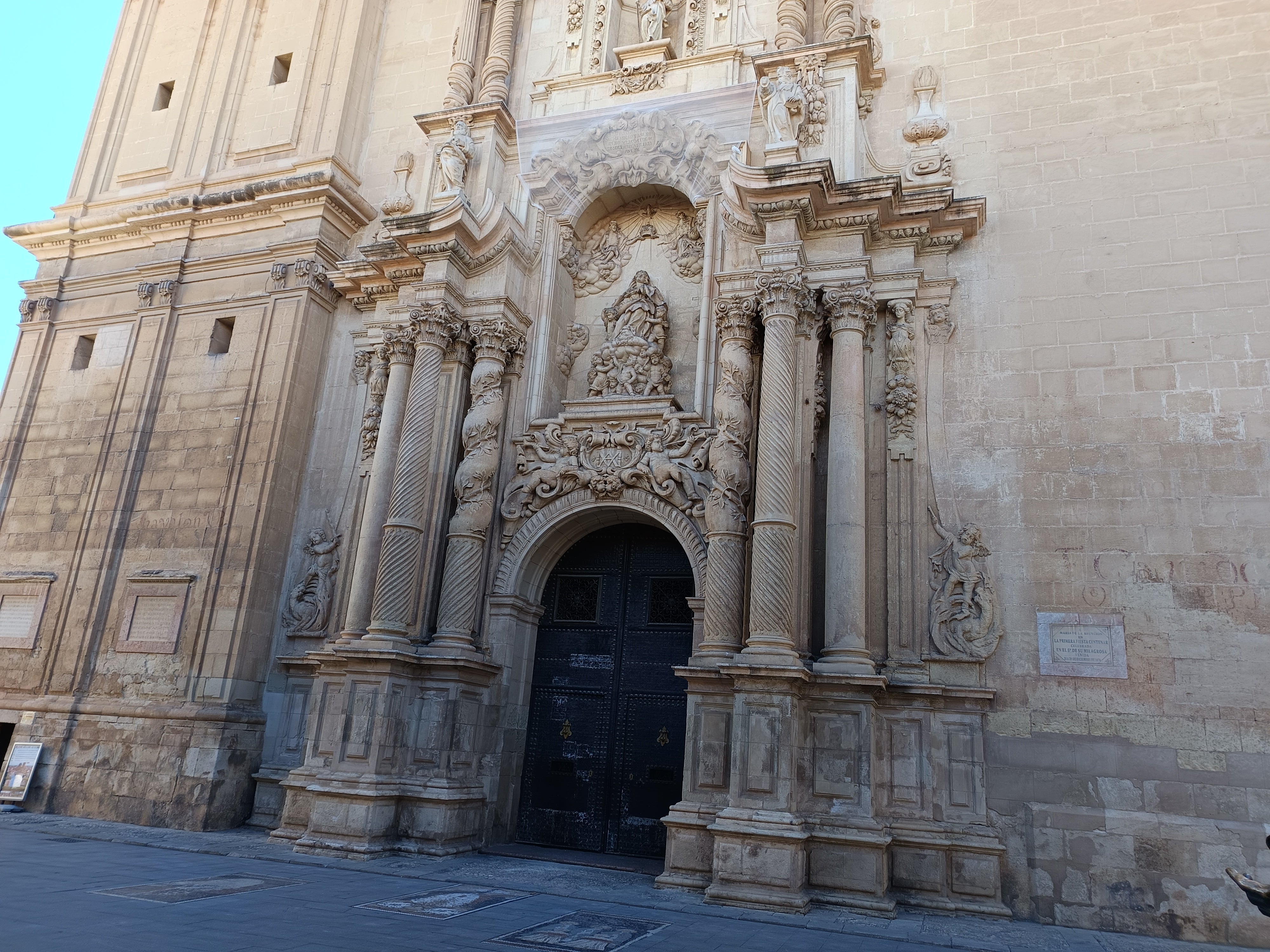 El PSOE de Elche insta pedir financiación para restaurar Santa María a la Generalitat, la Diputación de Alicante y el obispado El PSOE de Elche insta pedir financiación para restaurar Santa María a la Generalitat, la Diputación de Alicante y el obispado