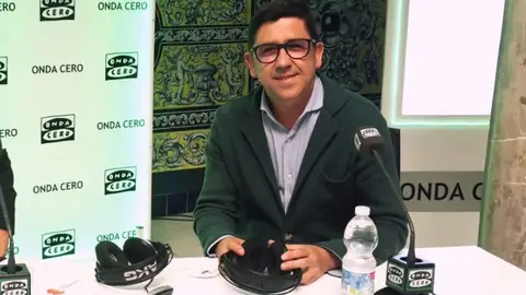 El alcalde de Ayamonte, Alberto Fernández, considera que es una buena noticia la eliminación del peaje. El alcalde de Ayamonte, Alberto Fernández, considera que es una buena noticia la eliminación del peaje.