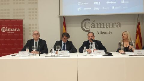 Presentación de la gala del &#39;Club de las Empresas Centenarias&#39; de la provincia de Alicante crece hasta las 35 en 2024