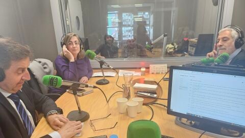 Tertulia Pol&iacute;tica