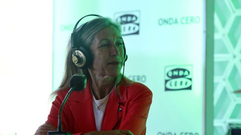 La alcaldesa de Santa Eulària des Riu Carmen Ferrer ha pasado por los microfonos de ‘Por fin no es lunes’