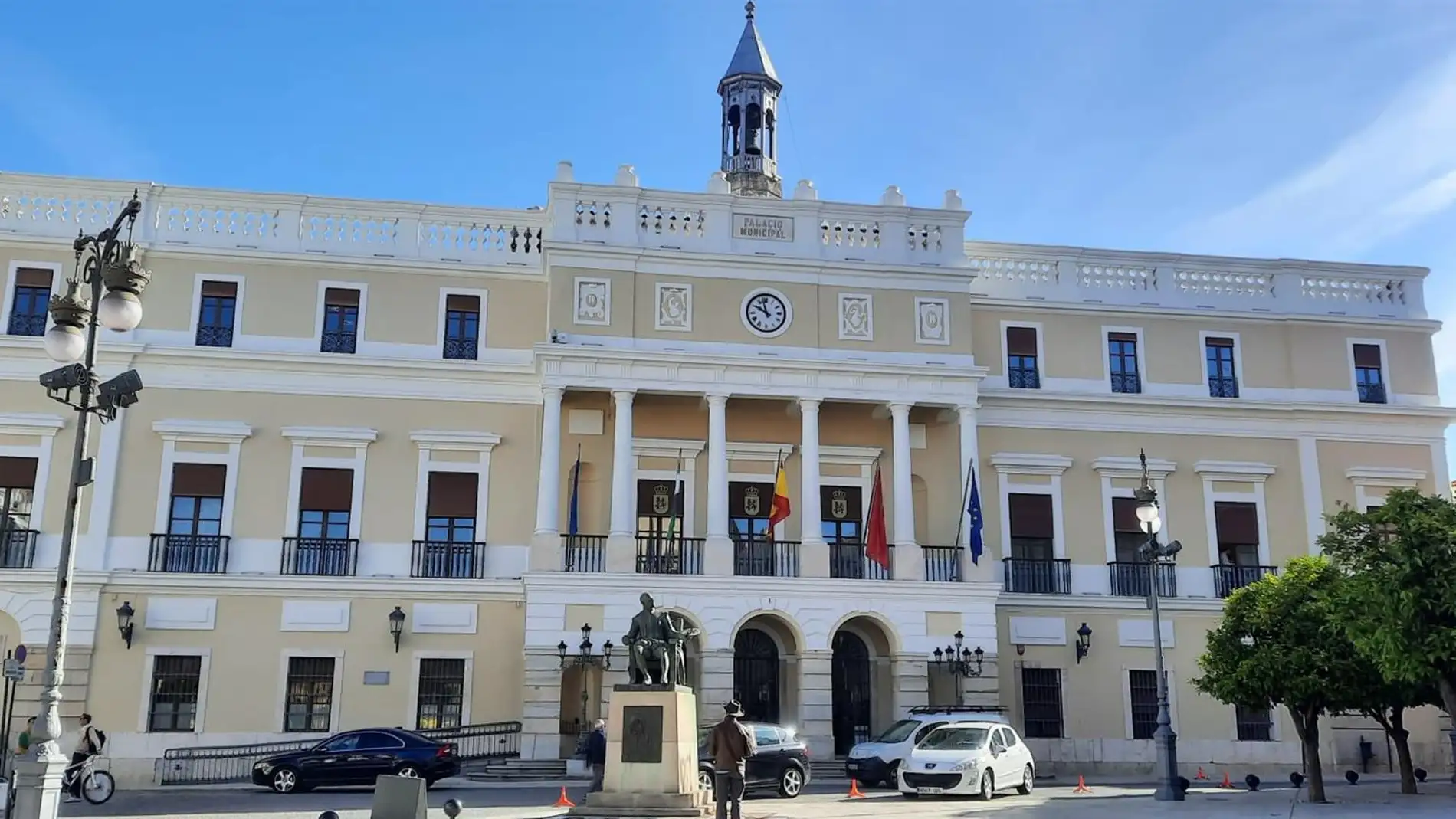 El Ayuntamiento de Badajoz hace una valoración "negativa" de la Mesa de Negociación con los sindicatos 