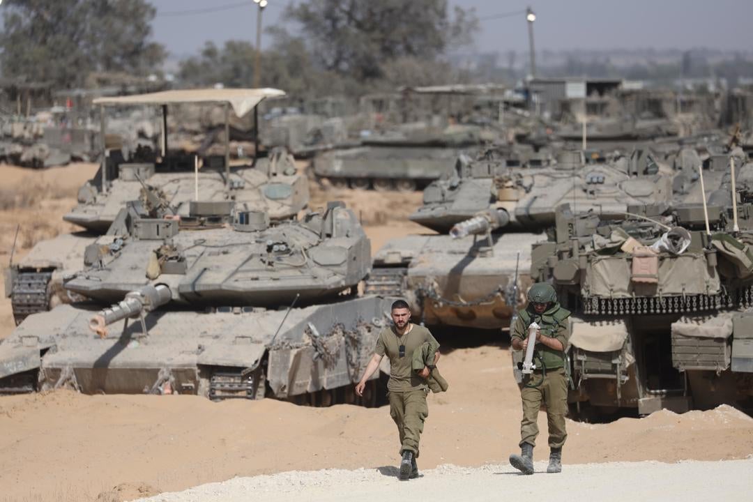 El ejército de Israel ha comenzado a evacuar a civiles de Rafah, según medios locales El ejército de Israel ha comenzado a evacuar a civiles de Rafah, según medios locales