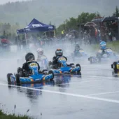 A chuvia non detivo aos mási de 70 equipos presentes no karting de A Madalena A chuvia non detivo aos mási de 70 equipos presentes no karting de A Madalena