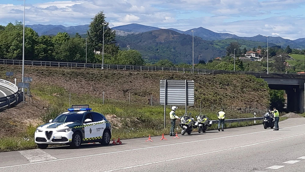 Campaña especial de tráfico ante el aumento de motoristas fallecidos en Asturias Campaña especial de tráfico ante el aumento de motoristas fallecidos en Asturias