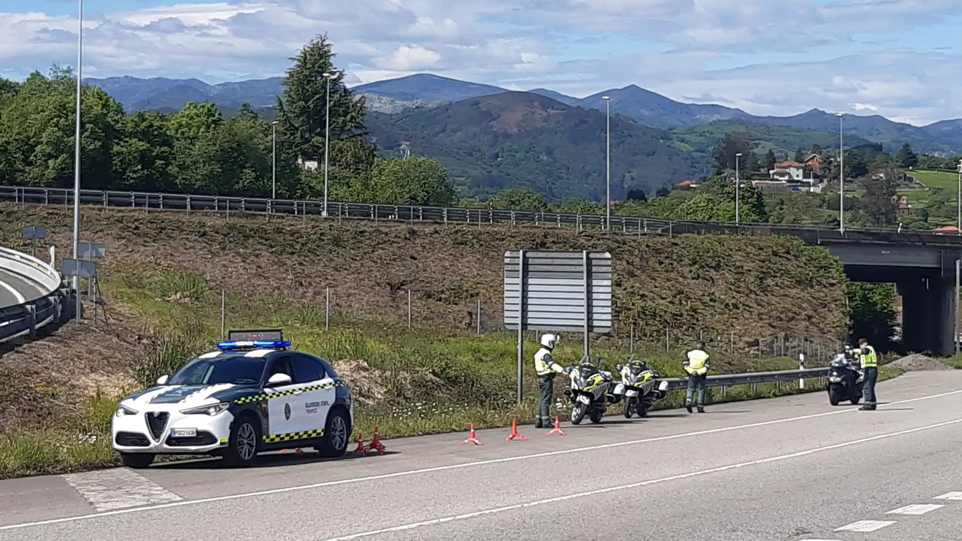 Campaña especial de tráfico ante el aumento de motoristas fallecidos en Asturias