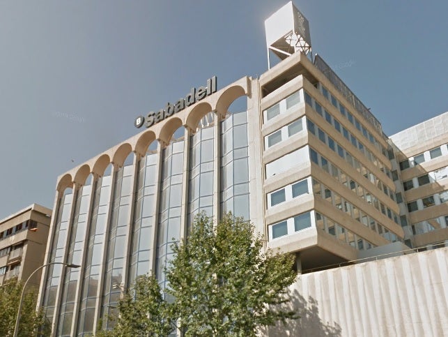 Sabadell mantendrá en Alicante su marca propia tras rechazar la oferta de BBVA Sabadell mantendrá en Alicante su marca propia tras rechazar la oferta de BBVA