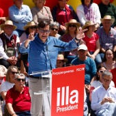 El primer secretario del PSC y candidato a la Generalitat, Salvador Illa en un acto electoral, este sábado en Barcelona.