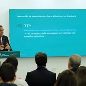 El consejero de Turismo, Cultura y Deporte, Arturo Bernal, en la presentación del estudio sobre la Percepción de los Residentes hacia el Turismo en Andalucía El consejero de Turismo, Cultura y Deporte, Arturo Bernal, en la presentación del estudio sobre la Percepción de los Residentes hacia el Turismo en Andalucía
