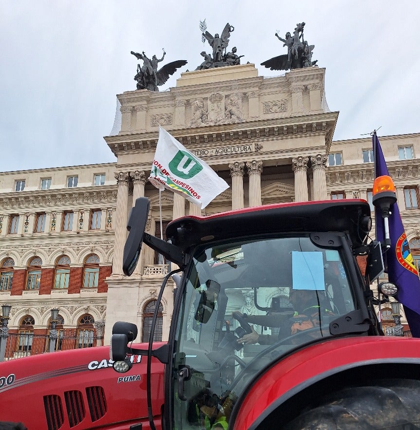 Los sindicatos agrarios presentan 43 medidas al Ministerio para mejorar la situación del campo Los sindicatos agrarios presentan 43 medidas al Ministerio para mejorar la situación del campo