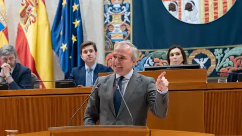 Imagen de archivo del presidente del Gobierno de Aragón, Jorge Azcón, en una intervención en las Cortes de Aragón Imagen de archivo del presidente del Gobierno de Aragón, Jorge Azcón, en una intervención en las Cortes de Aragón