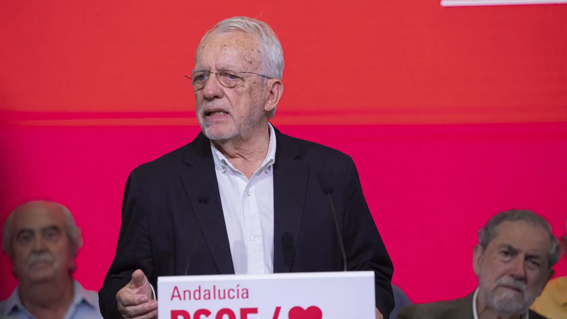Presidente del PSOE-A afea a Borbolla que use un "estilo macarra de la peor ultraderecha para regocijo de la fachosfera"