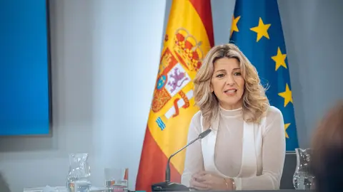 La vicepresidenta segunda y ministra de Trabajo, Yolanda Díaz, durante una rueda de prensa posterior al Consejo de Ministros. La vicepresidenta segunda y ministra de Trabajo, Yolanda Díaz, durante una rueda de prensa posterior al Consejo de Ministros.