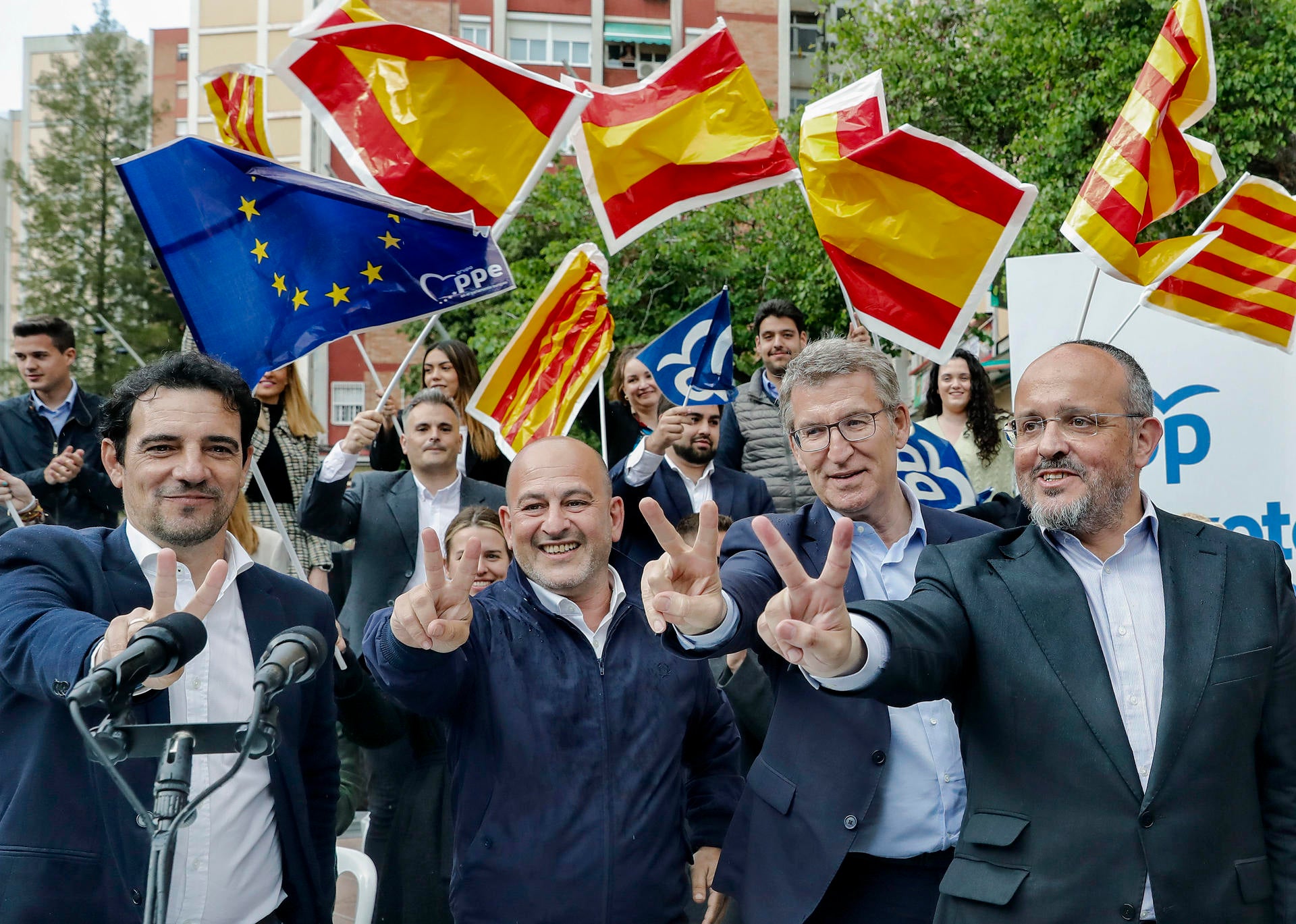 Feijóo señala que con Felipe González "no mandarían separatistas" como con Sánchez Feijóo señala que con Felipe González "no mandarían separatistas" como con Sánchez