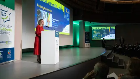 María Guardiola en el Foro Corredor Suroeste Ibérico María Guardiola en el Foro Corredor Suroeste Ibérico