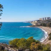 La Vila Joiosa encabeza el número de banderas azules en las playas de la Marina Baixa La Vila Joiosa encabeza el número de banderas azules en las playas de la Marina Baixa
