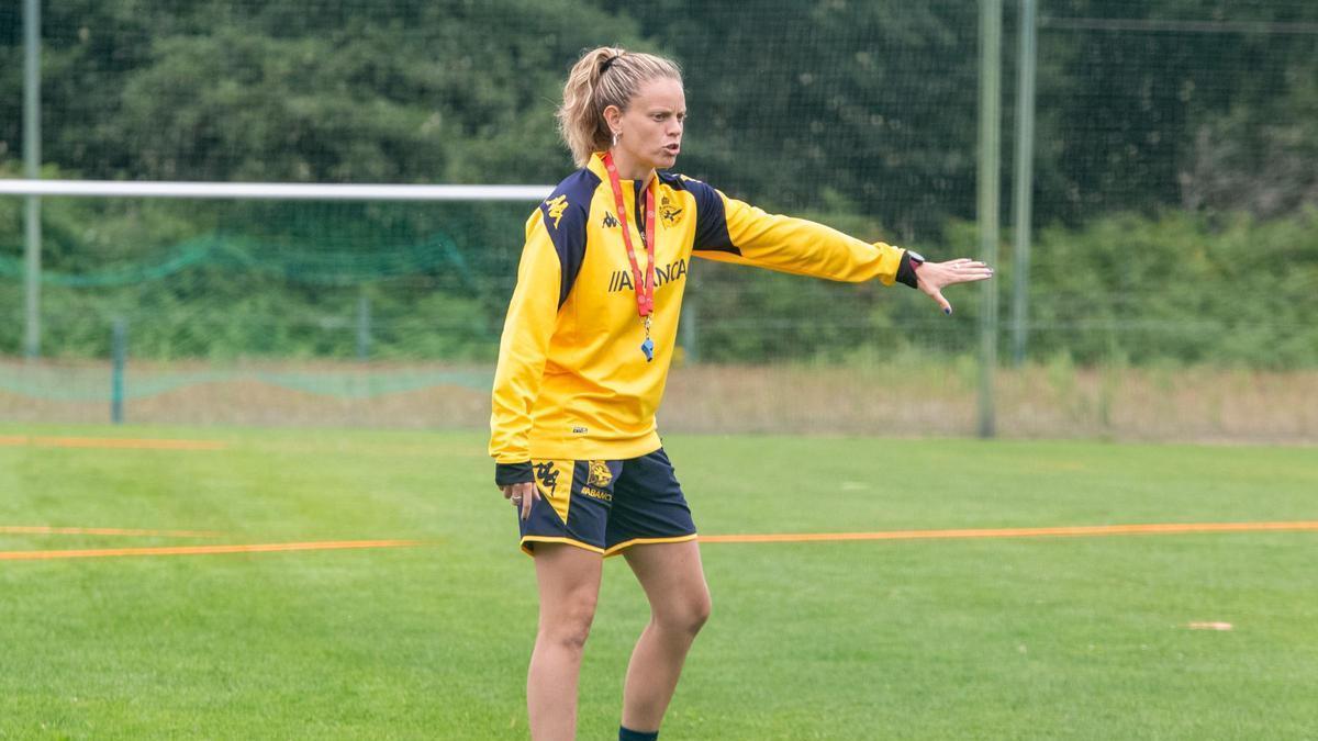 Ellas Juegan: Irene Ferreras: "El Deportivismo es una forma distinta de sentir el fútbol" Ellas Juegan: Irene Ferreras: "El Deportivismo es una forma distinta de sentir el fútbol"
