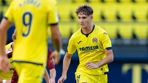 El Villarreal pierde a Carlo Adriano por una gravísima lesión El Villarreal pierde a Carlo Adriano por una gravísima lesión