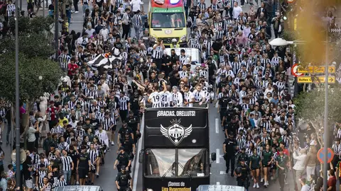 El Castellón ofrece el ascenso a la patrona y a la diputación El Castellón ofrece el ascenso a la patrona y a la diputación