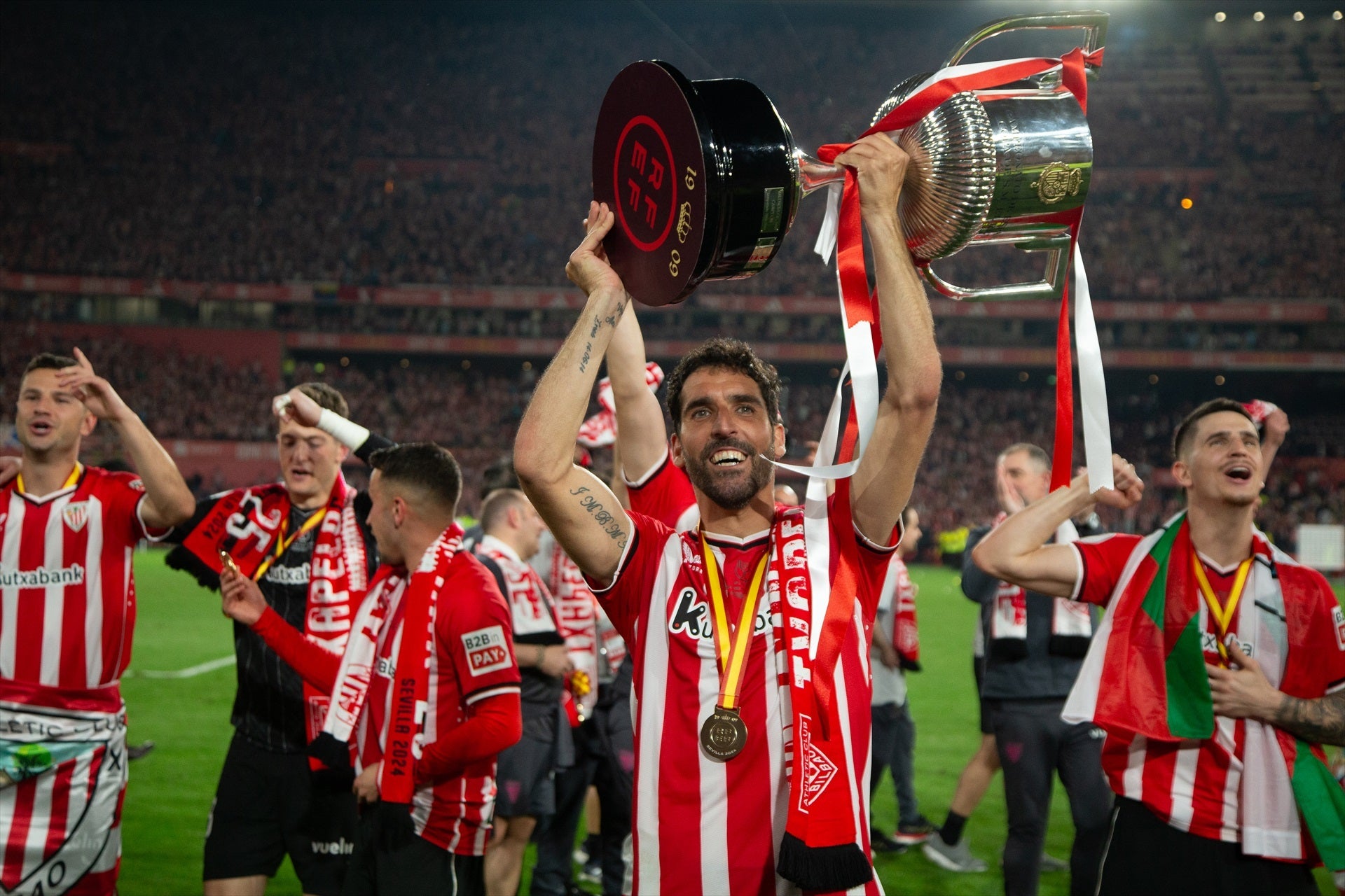 Raúl García: "Me he ganado el derecho a decidir y por eso priorizo a mi familia" Raúl García: "Me he ganado el derecho a decidir y por eso priorizo a mi familia"