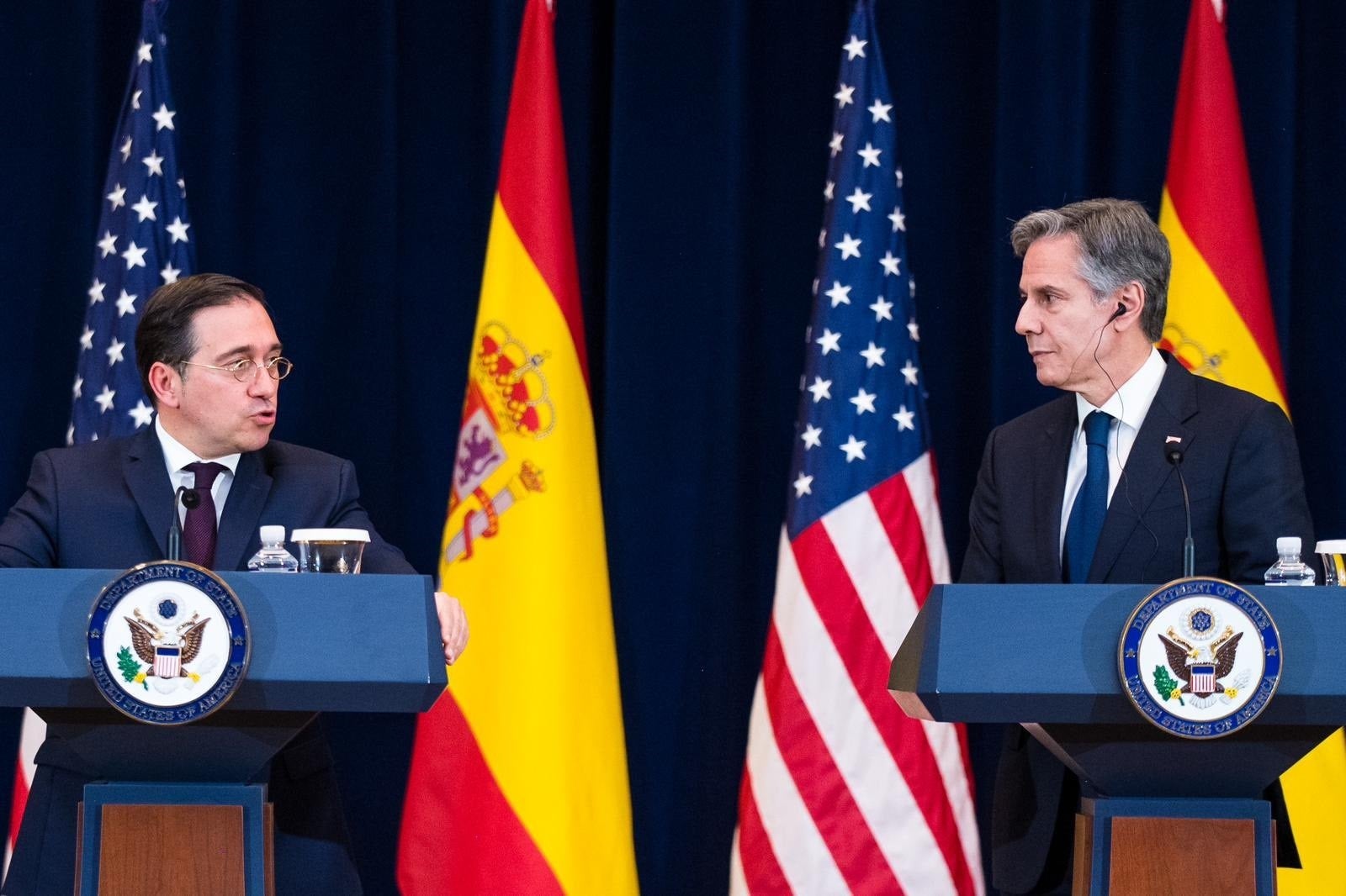 Albares y Blinken promueven la paz en Oriente Medio y firman un acuerdo contra la desinformación Albares y Blinken promueven la paz en Oriente Medio y firman un acuerdo contra la desinformación