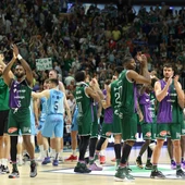 Unicaja acaba primero y Obradoiro desciende Unicaja acaba primero y Obradoiro desciende