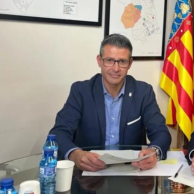 El alcalde de Almussafes (PSPV-PSOE) insiste en su inocencia: "Campaña de falsedades" El alcalde de Almussafes (PSPV-PSOE) insiste en su inocencia: "Campaña de falsedades"