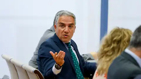 El PP acusa a Armengol de "mentir sin despeinarse" por el caso de las mascarillas El PP acusa a Armengol de "mentir sin despeinarse" por el caso de las mascarillas