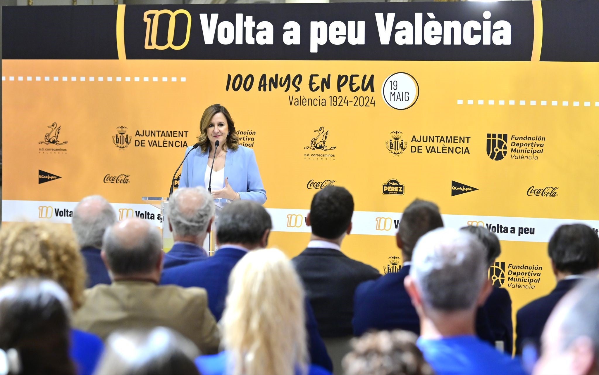 Catalá sobre el nuevo Mestalla: "Tenemos que buscar el consenso para blindar la ciudad y hacer que el Valencia cumpla sus compromisos" Catalá sobre el nuevo Mestalla: "Tenemos que buscar el consenso para blindar la ciudad y hacer que el Valencia cumpla sus compromisos"