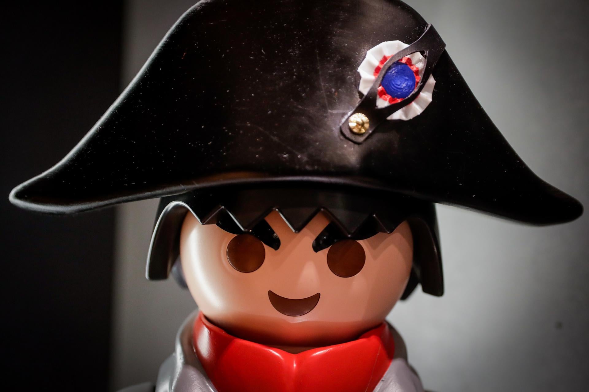 Playmobil cesa la fabricación de sus 'clicks' en Onil pero mantiene las áreas de logística y ventas Playmobil cesa la fabricación de sus 'clicks' en Onil pero mantiene las áreas de logística y ventas