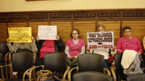 La plantilla del SAD inicia una acampada en Gij&oacute;n