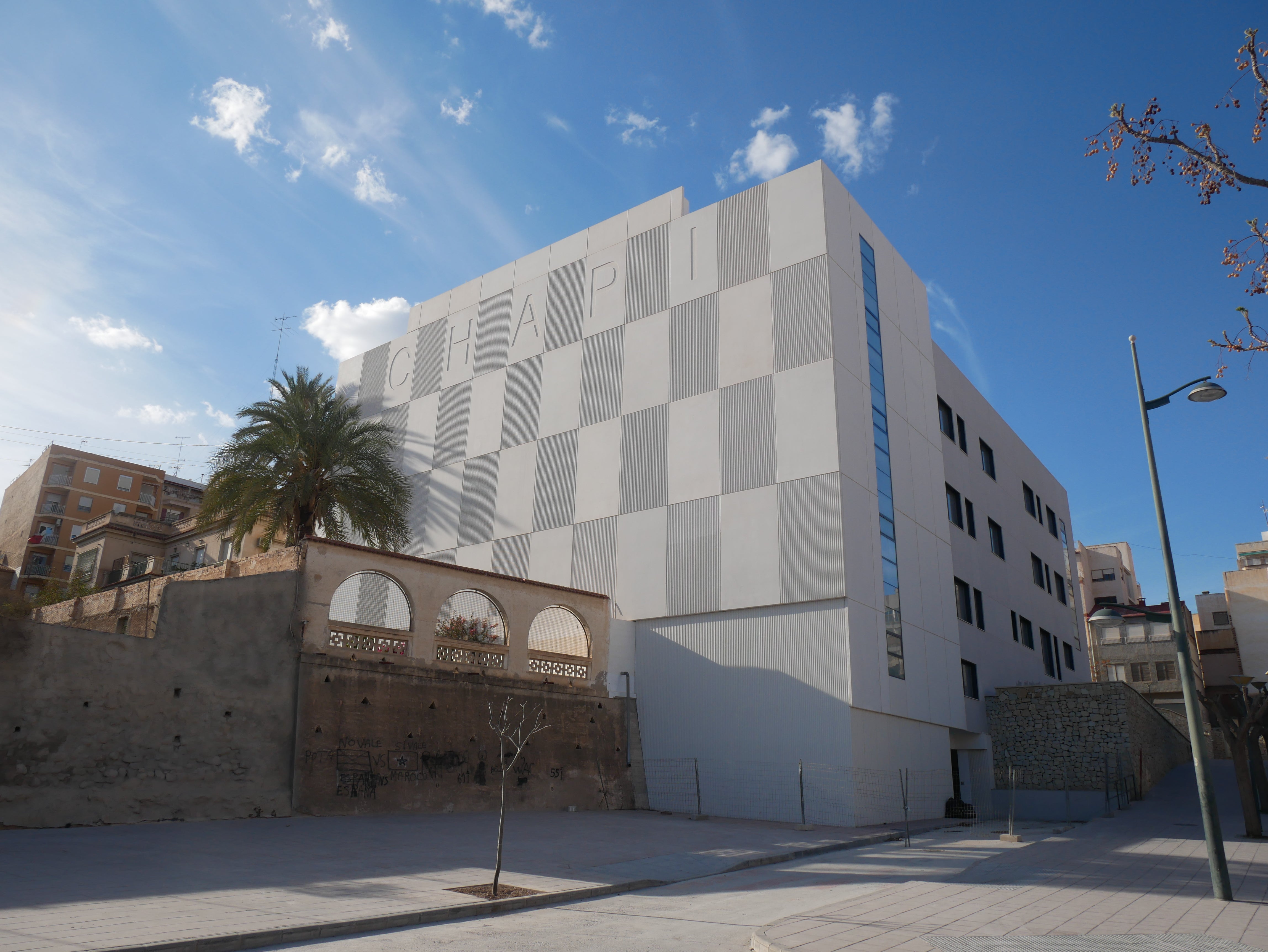 Unanimidad en Crevillent frente a los actos vandálicos en el nuevo Teatro Chapí Unanimidad en Crevillent frente a los actos vandálicos en el nuevo Teatro Chapí
