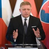 El primer ministro de Eslovaquia, herido tras recibir un disparo