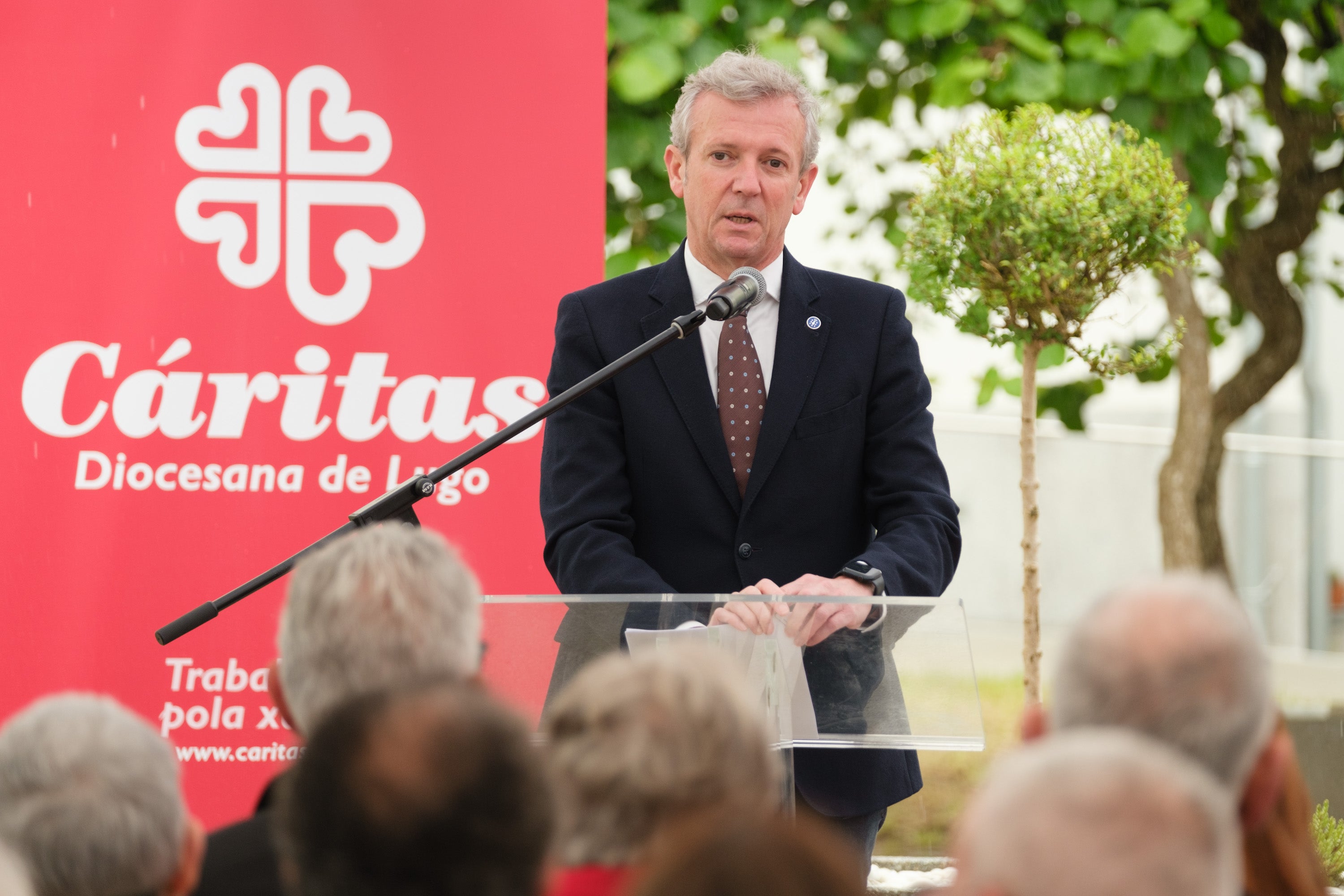 Rueda destaca la labor de Cáritas en la inauguración de la nueva sede de Lugo Rueda destaca la labor de Cáritas en la inauguración de la nueva sede de Lugo