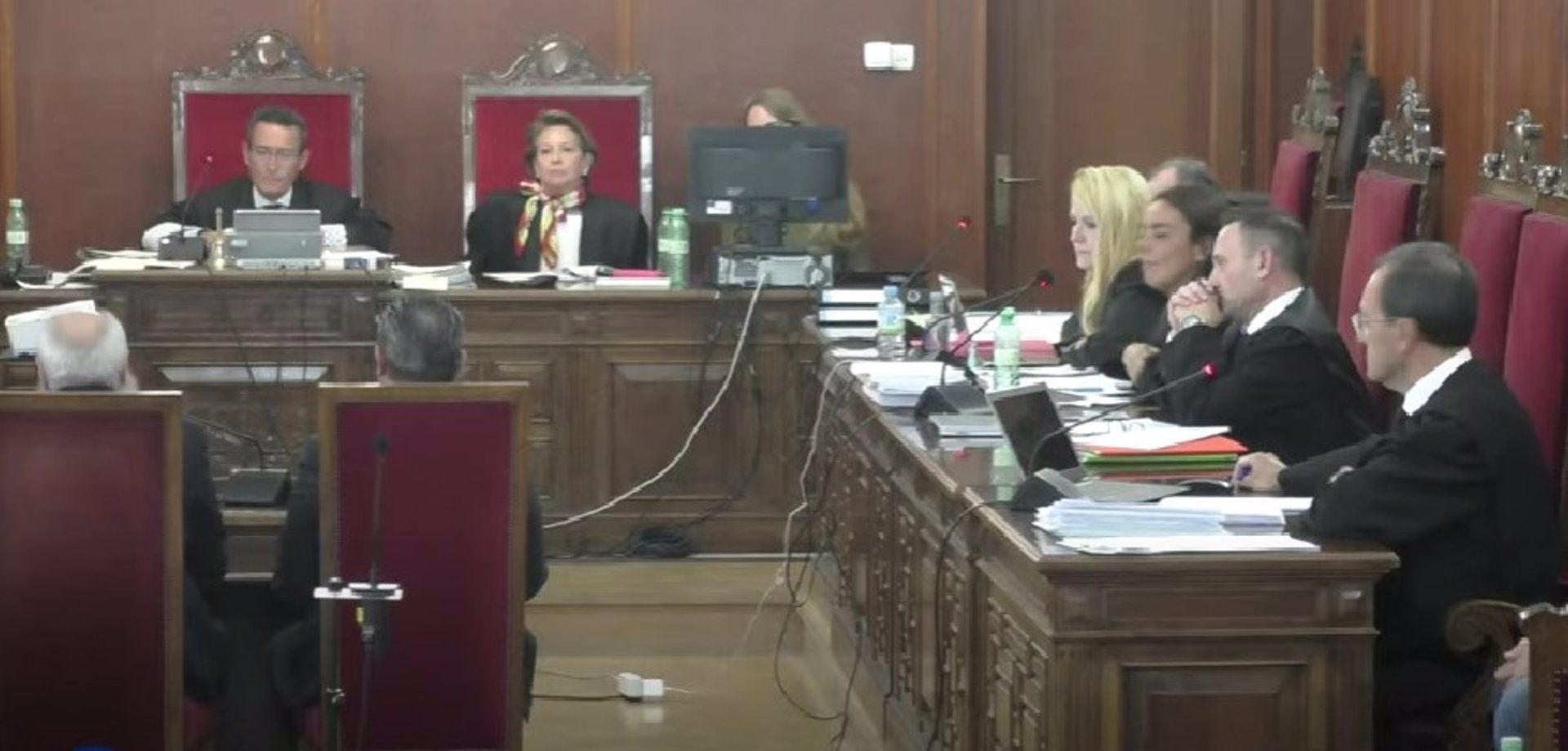 El cadáver de Manuela Chavero no tenía ninguna lesión en parte posterior de la cabeza, sino en la cara, según forenses El cadáver de Manuela Chavero no tenía ninguna lesión en parte posterior de la cabeza, sino en la cara, según forenses