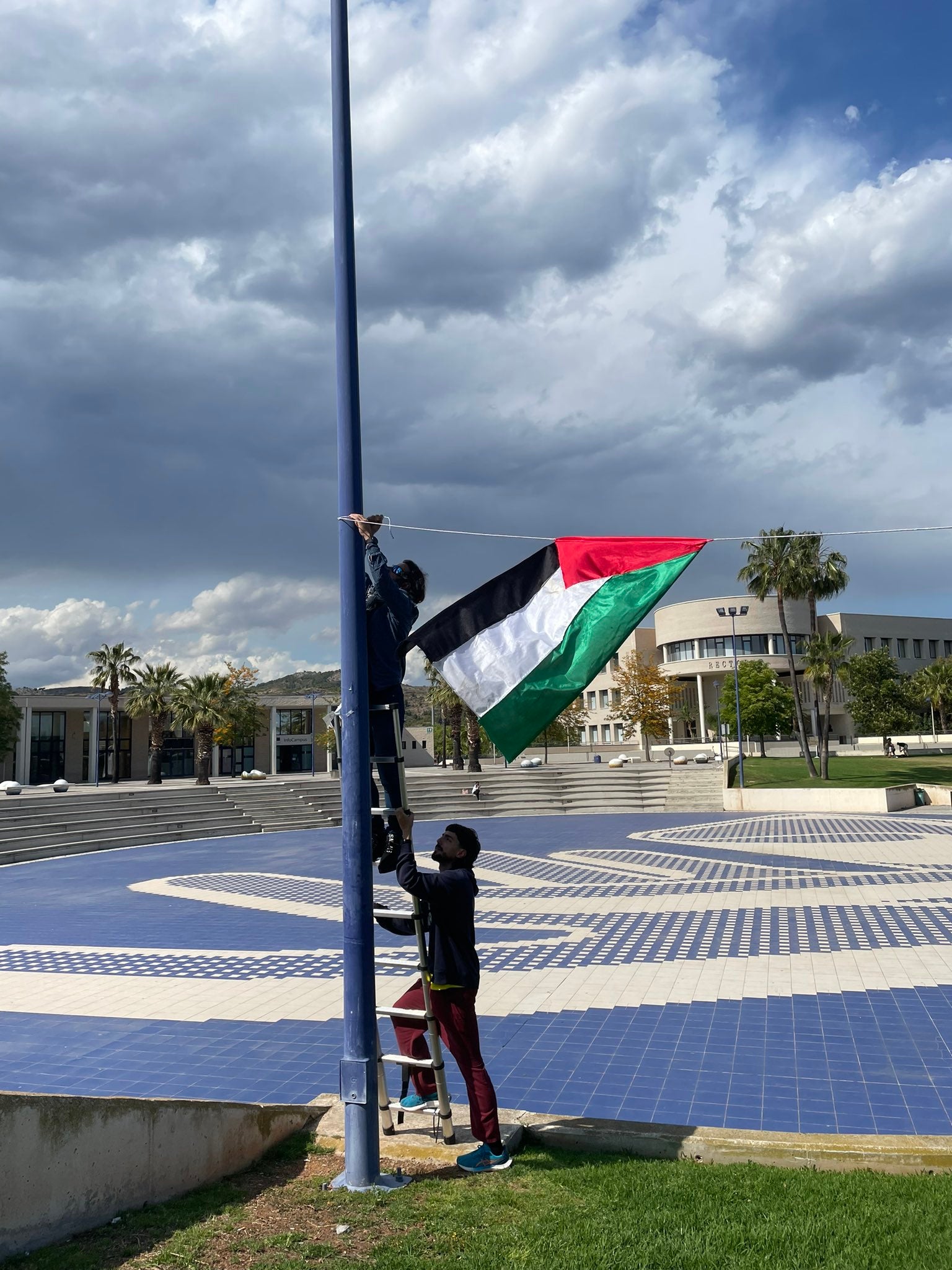 L’Assemblea d’Estudiants x Palestina de l’UJI reclama el fin de las relaciones académicas con universidades israelíes L’Assemblea d’Estudiants x Palestina de l’UJI reclama el fin de las relaciones académicas con universidades israelíes