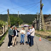 Abel Losada supervisa o avance da fibra óptica en Sanxenxo Abel Losada supervisa o avance da fibra óptica en Sanxenxo