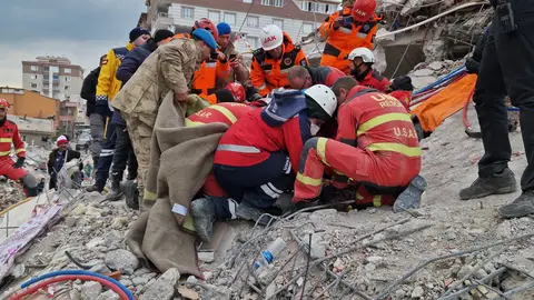 Gijón se prepara para celebrar los actos del Día de las Fuerzas Armadas Gijón se prepara para celebrar los actos del Día de las Fuerzas Armadas