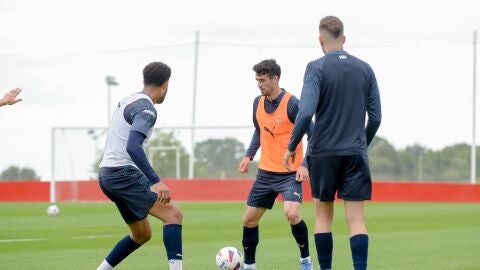 Pascanu, Varane y Rivera