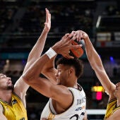 El Real Madrid arranca los playoffs arrasando a Gran Canaria